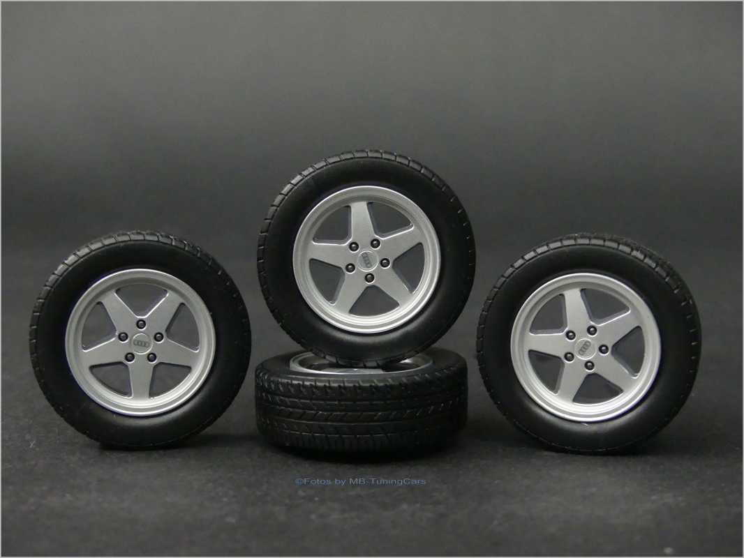 1:18 Audi 80 S2 Coupe Rim Size